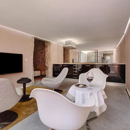 Апартаменты Lxfactory Terrace Loft *